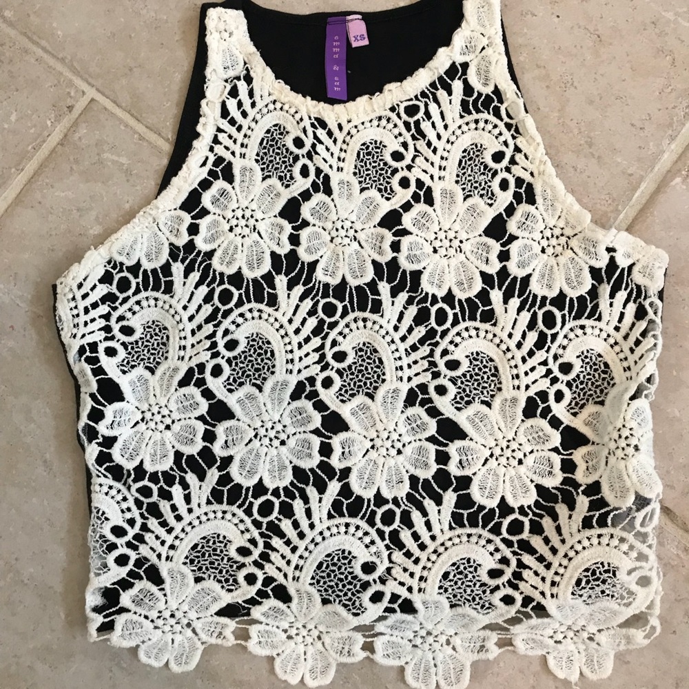 LF Emma & Sam White/Black Lace Crochet Crop Top